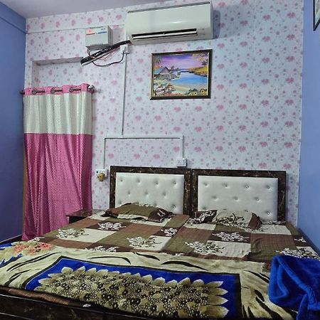 Kashi Dham Homestay バラナシ エクステリア 写真